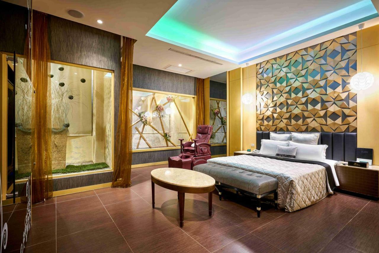 Purple Rainbow Motel Taipeh Exterior foto